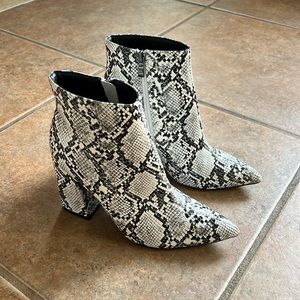 Princess Polly snakeskin boots